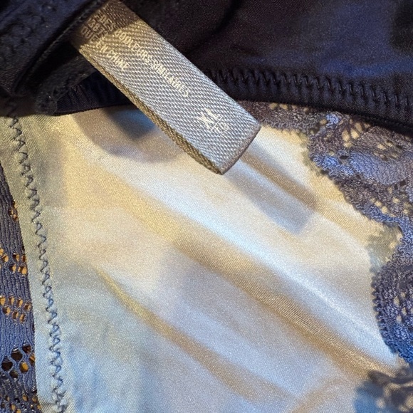 Aerie Navy and Light Blue Lace Trim Bra Set - Picture 3 of 4